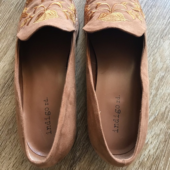 Flats - Picture 2 of 3